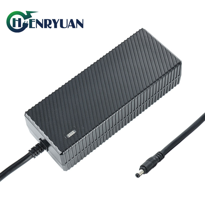 high quality 12V 10A lifepo4 battery charger